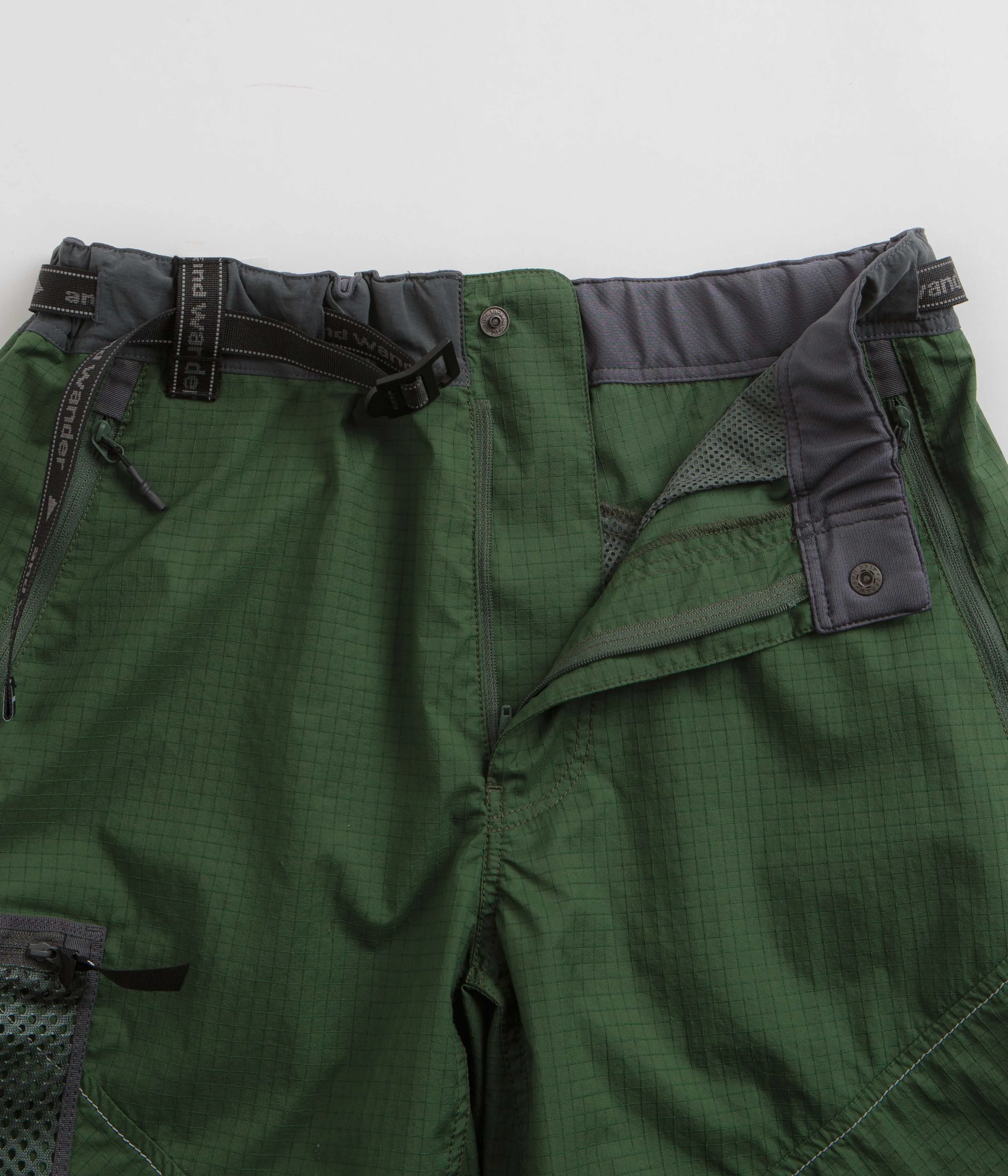 and wander Breath Rip Shorts - Green