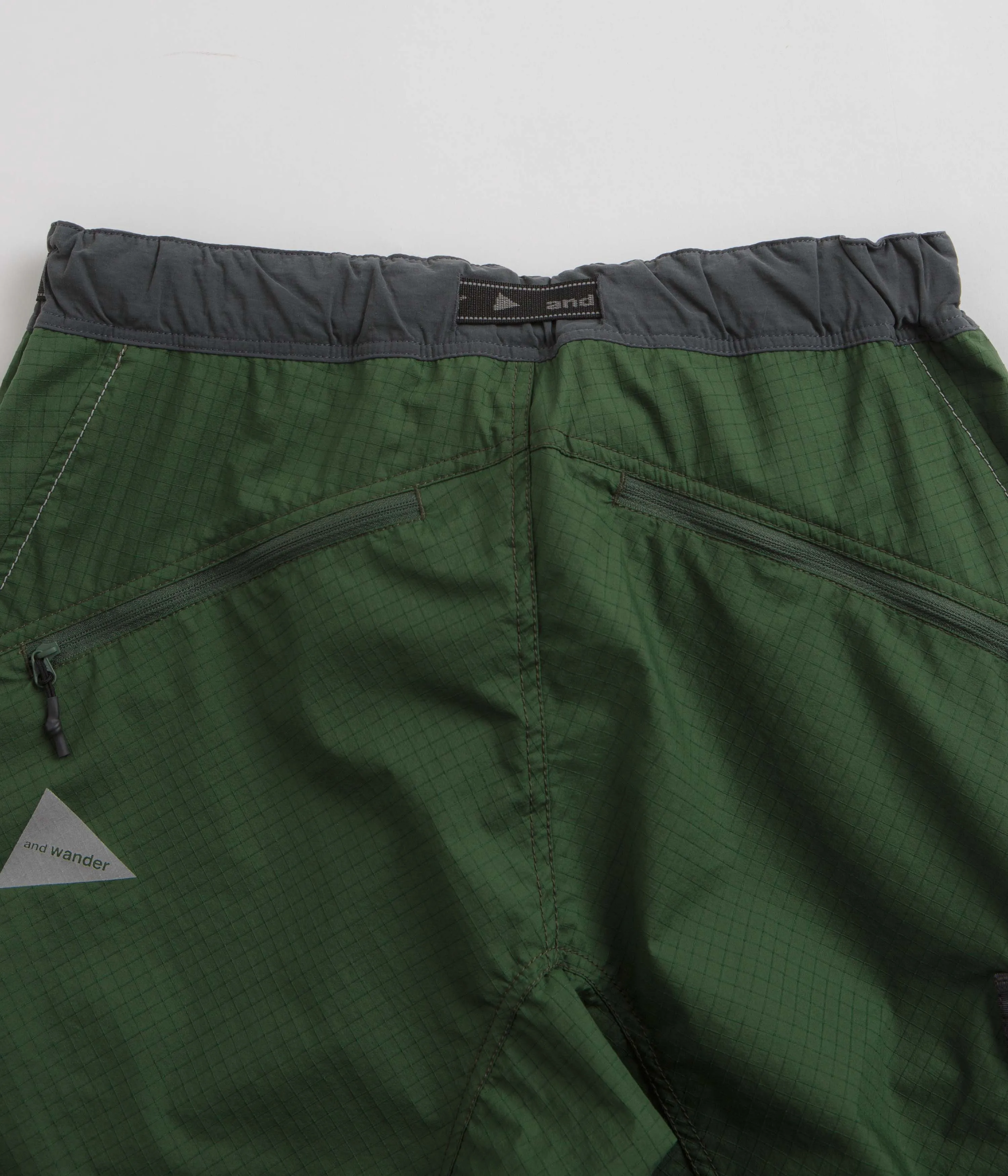 and wander Breath Rip Shorts - Green