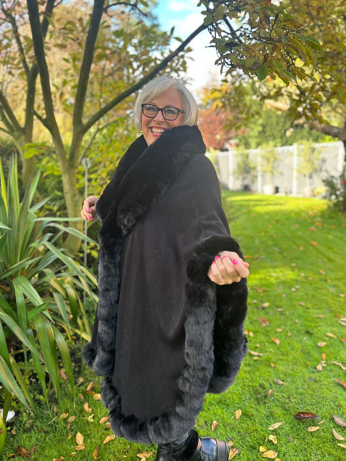 Black Faux Fur Cape Freya