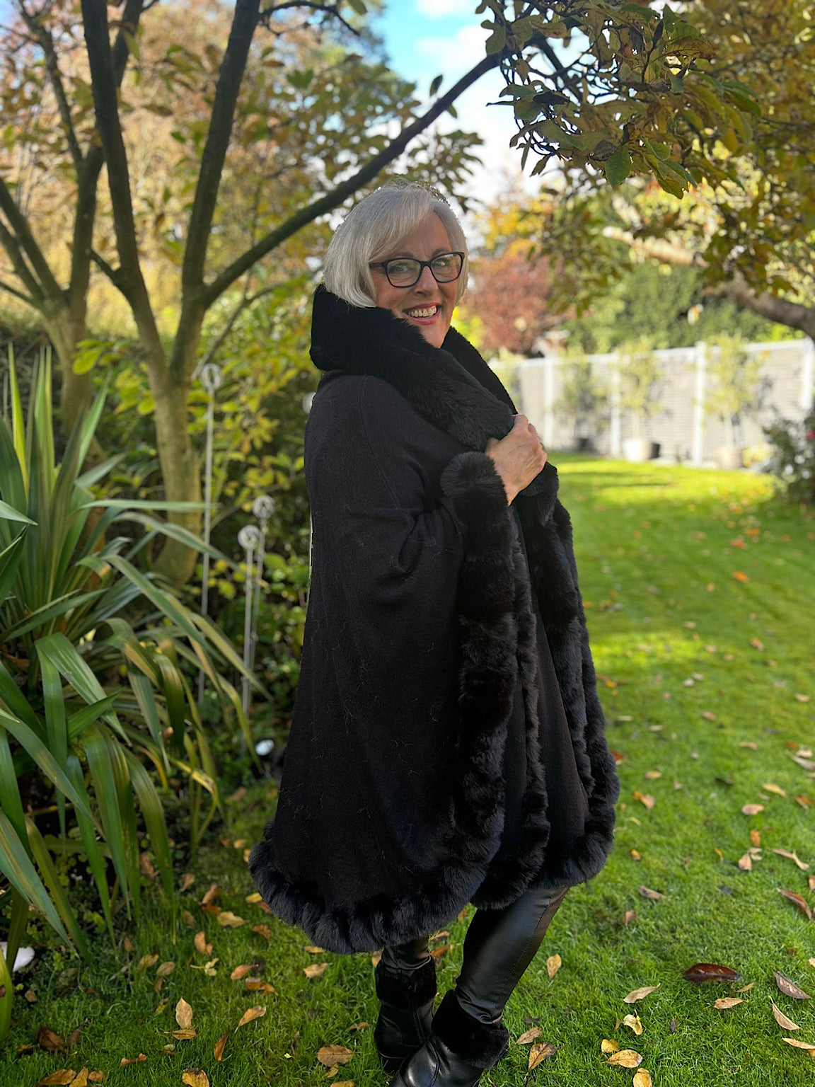 Black Faux Fur Cape Freya