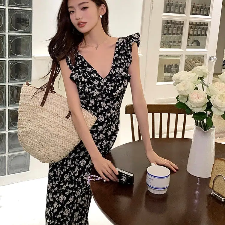 Black Floral V-Neck Maxi Dress