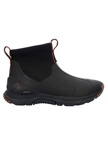 Black Outscape Max Boots by Muck Boots | Look Again