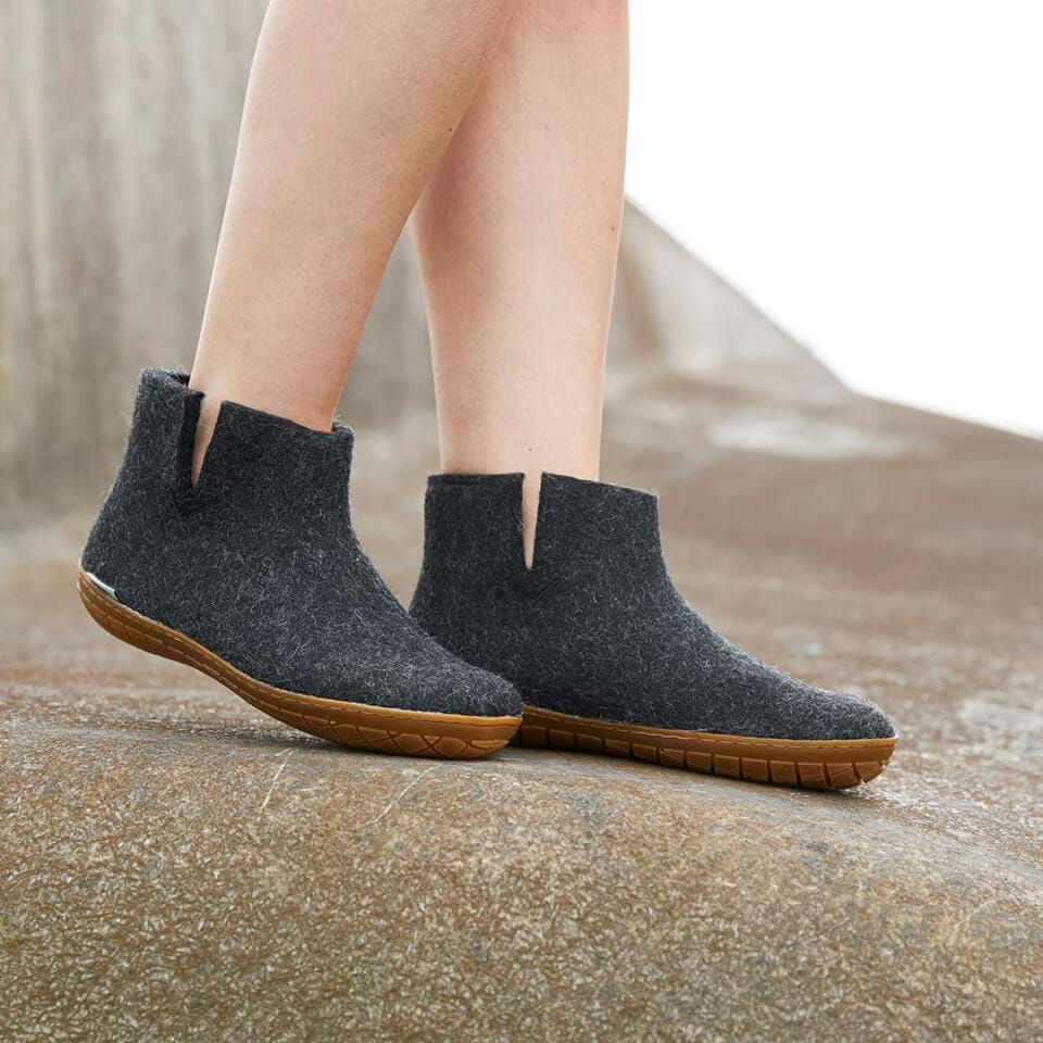 Boot with natural rubber sole - honey - Charcoal