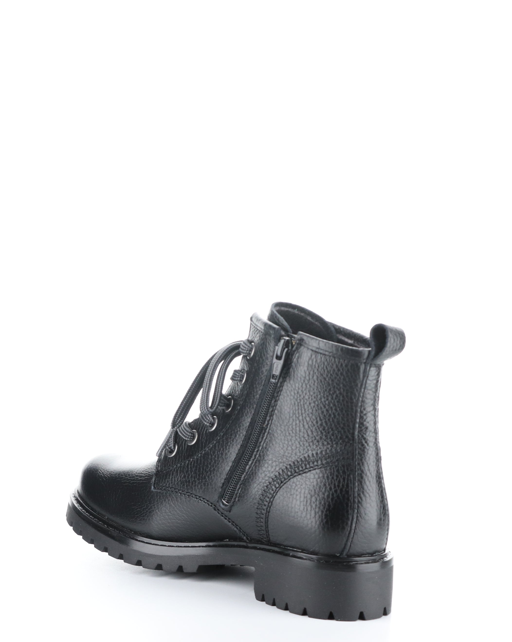 CARINAS BLACK Round Toe Boots