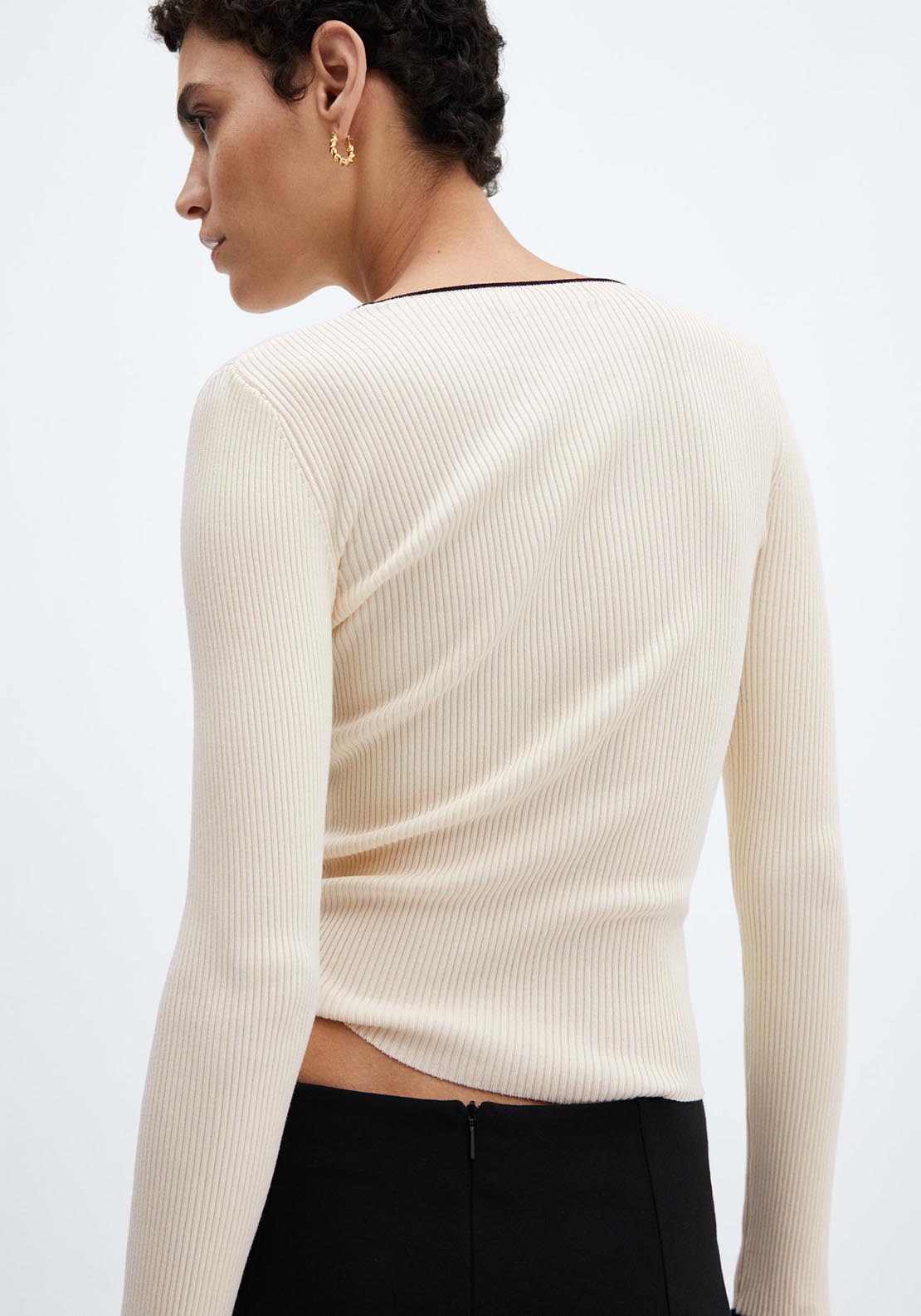 Contrast trim sweater