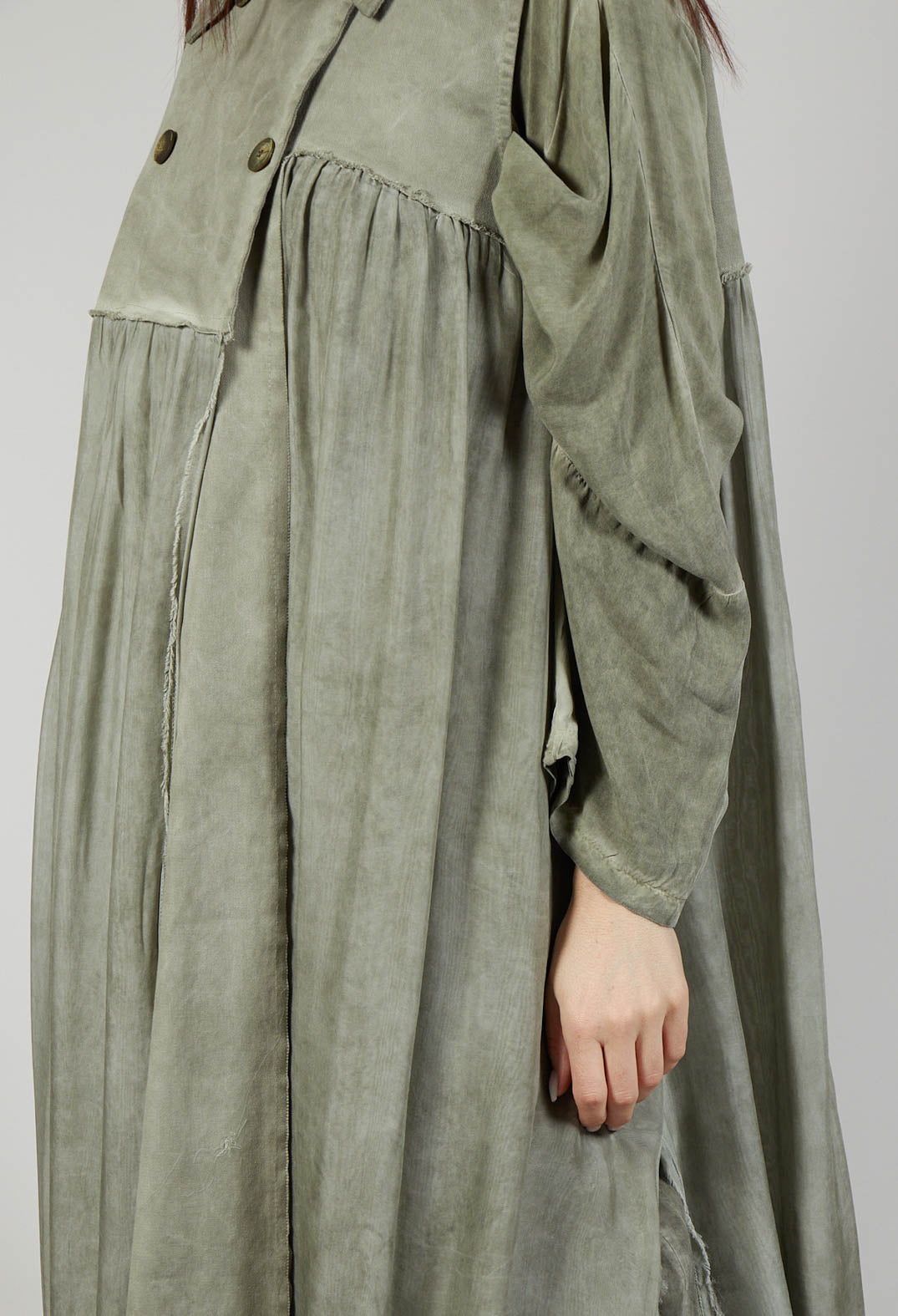 Long Sleeveless Coat in Contone and Viscosa Seta Olive