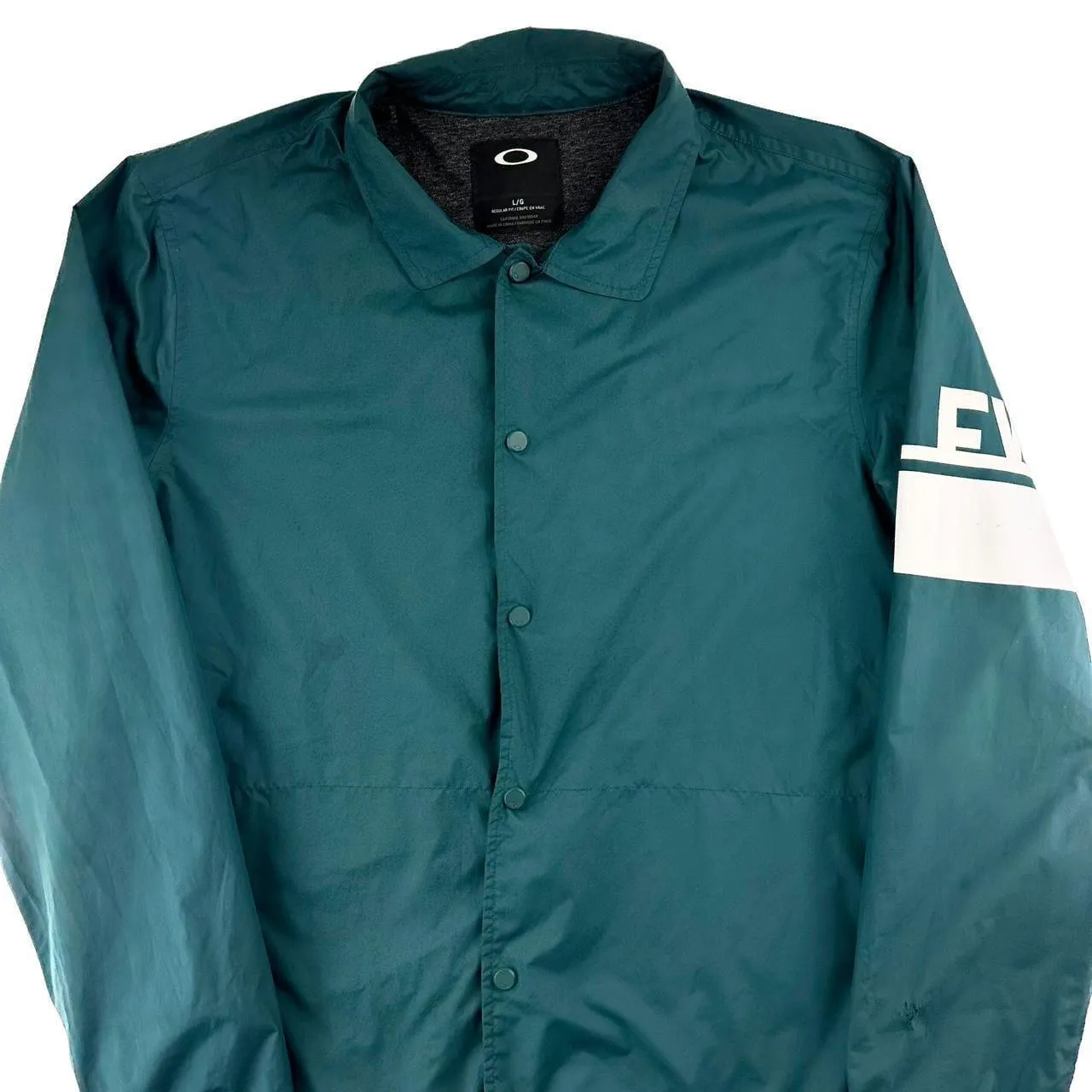 Oakley logo coach jacket size XL