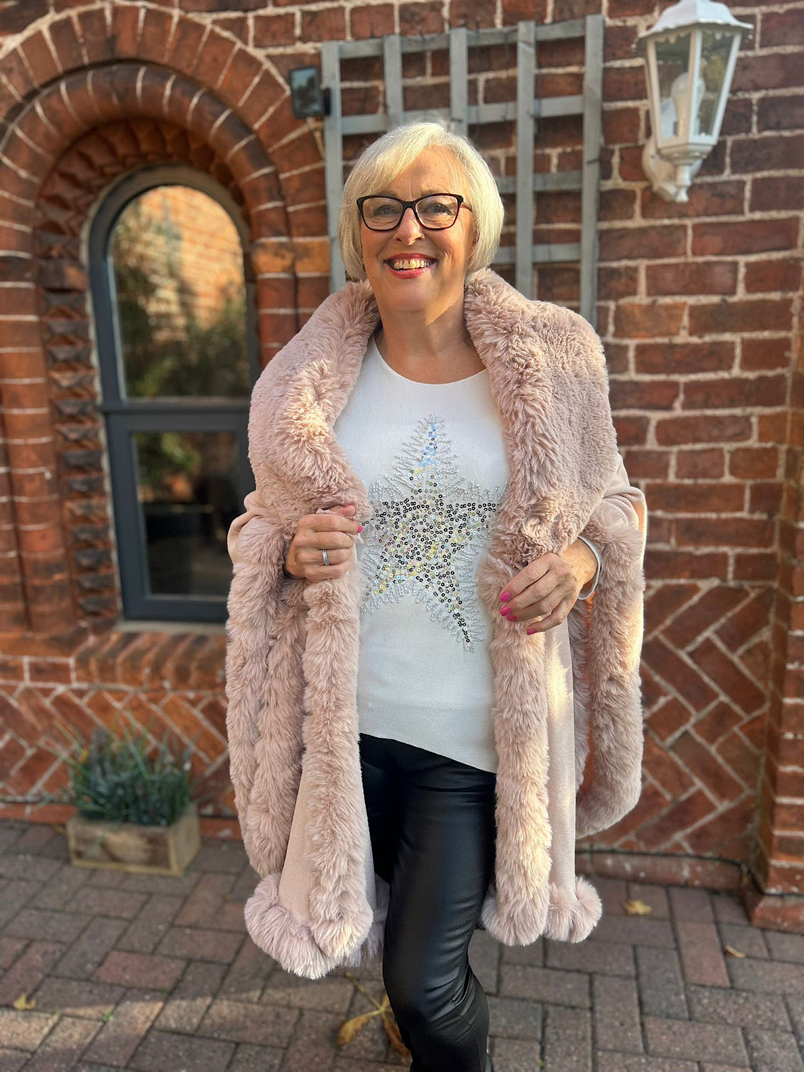 Pink Faux Fur Cape Freya