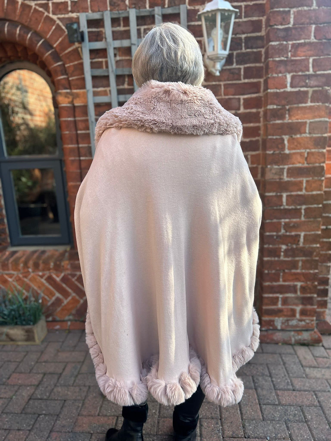 Pink Faux Fur Cape Freya