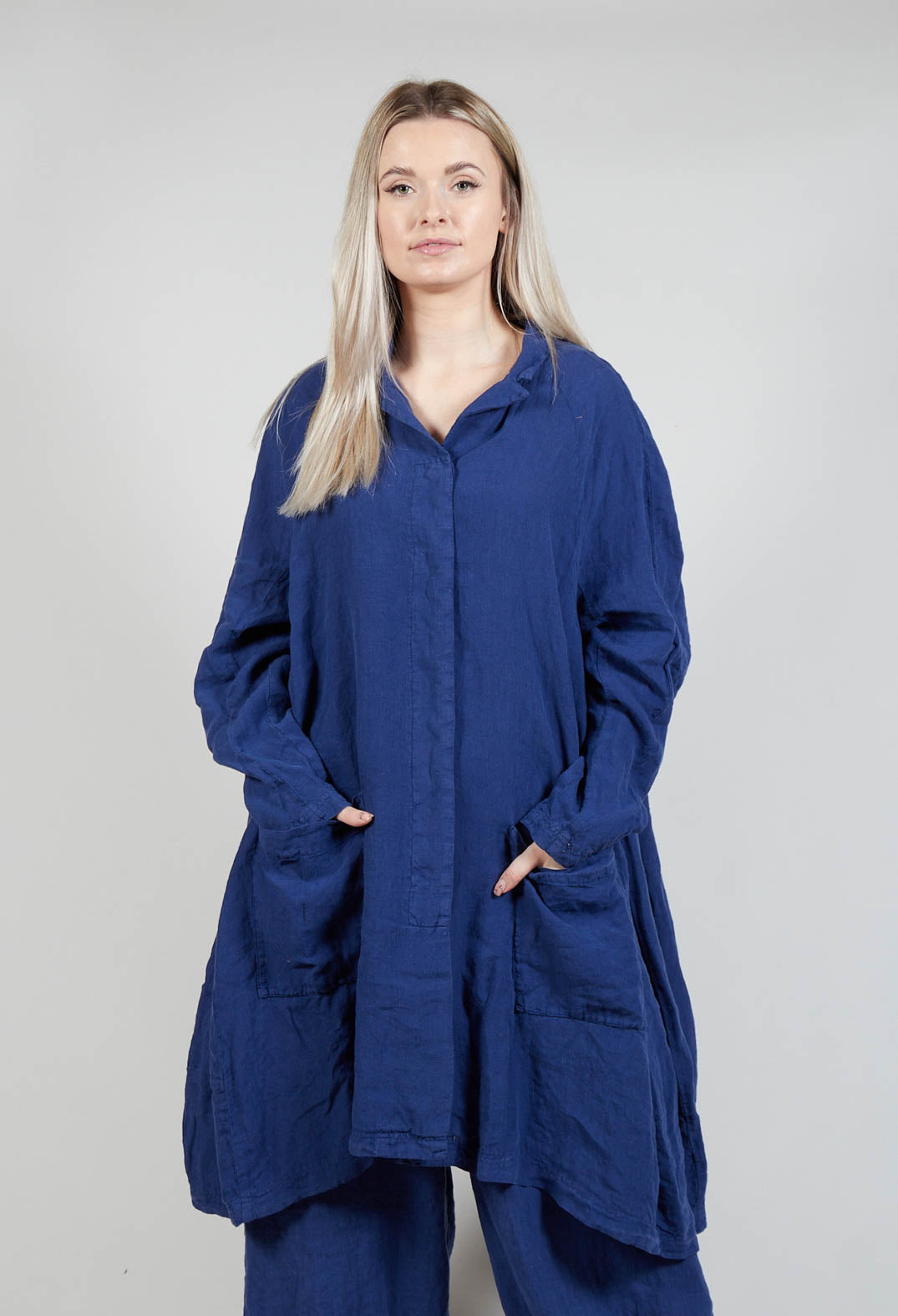 Relaxed Fit Linen Coat in Azur