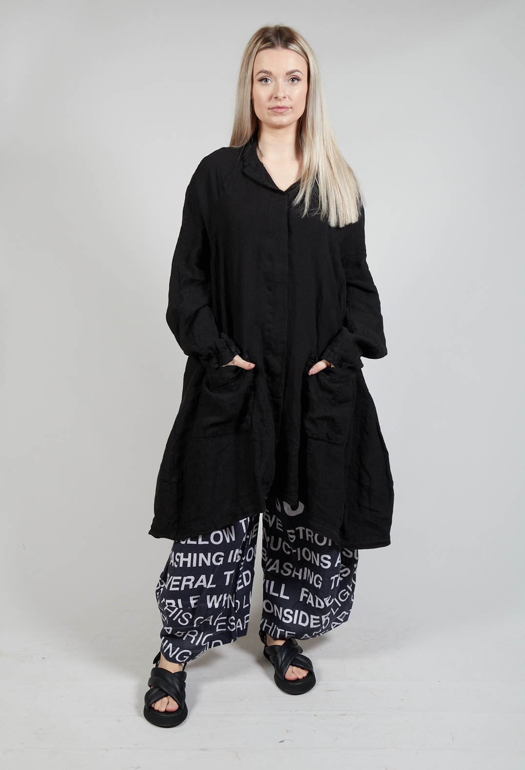 Relaxed Fit Linen Coat in Black